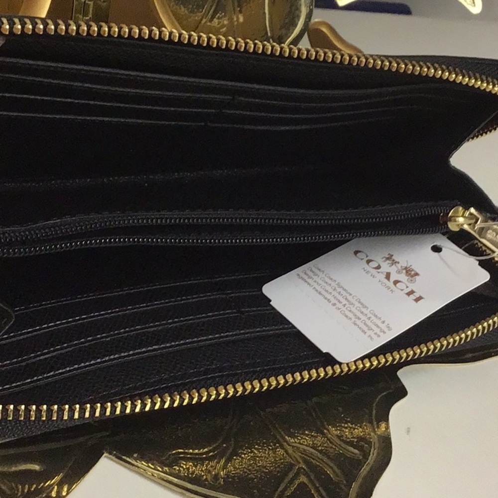 COACH BLACK/BROWN COACH ACCORDION ZIP WALLET IN SIGNATURE CANVAS - Picture 5 of 11
